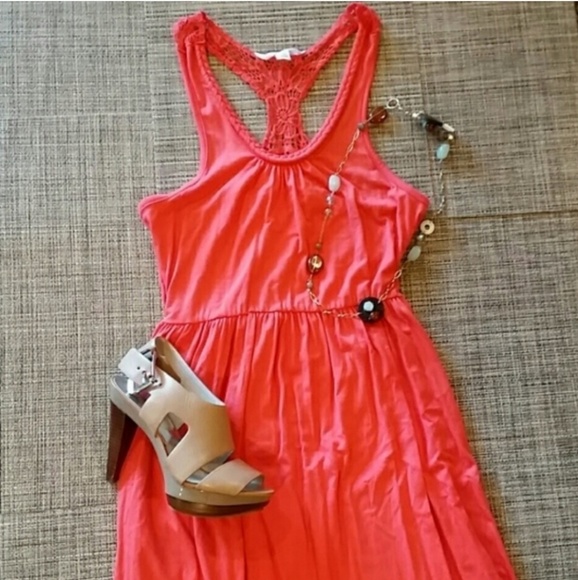 Racer back Dress - Picture 3 of 3